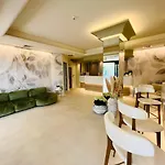 Savoy Hotel 4*