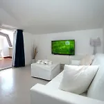 Savoy Ξενοδοχείο 4*