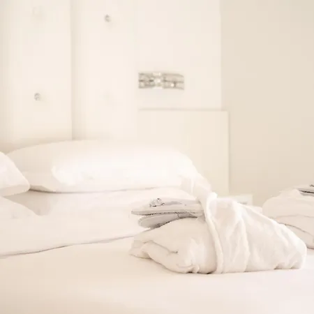 Savoy 4* كاوْرلي