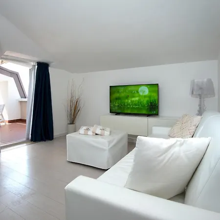 Savoy Ξενοδοχείο 4*
