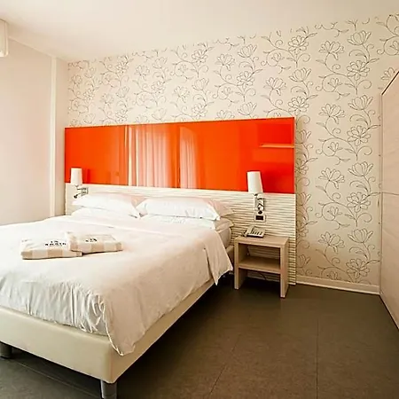 Savoy 4*